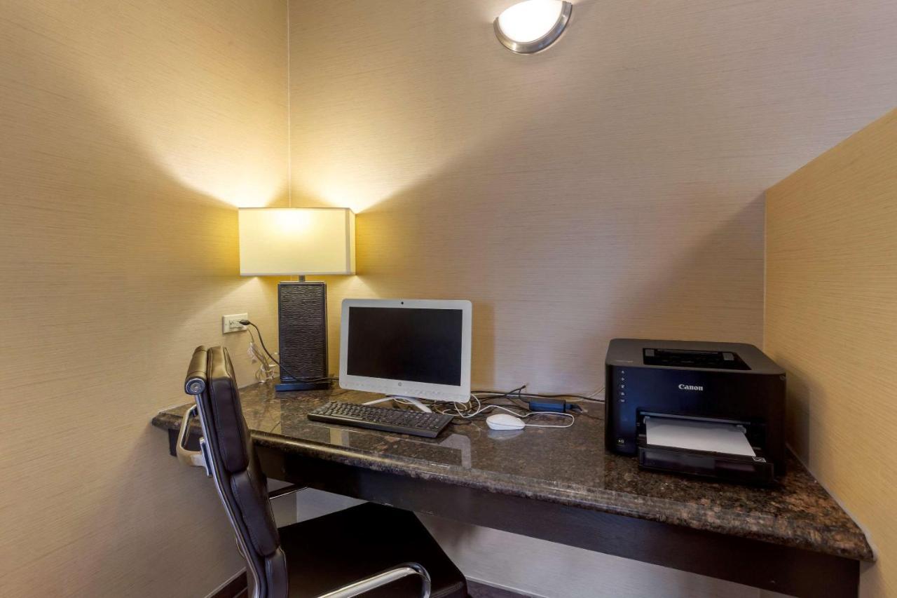 Comfort Inn Hobart-Merrillville I-65 Esterno foto