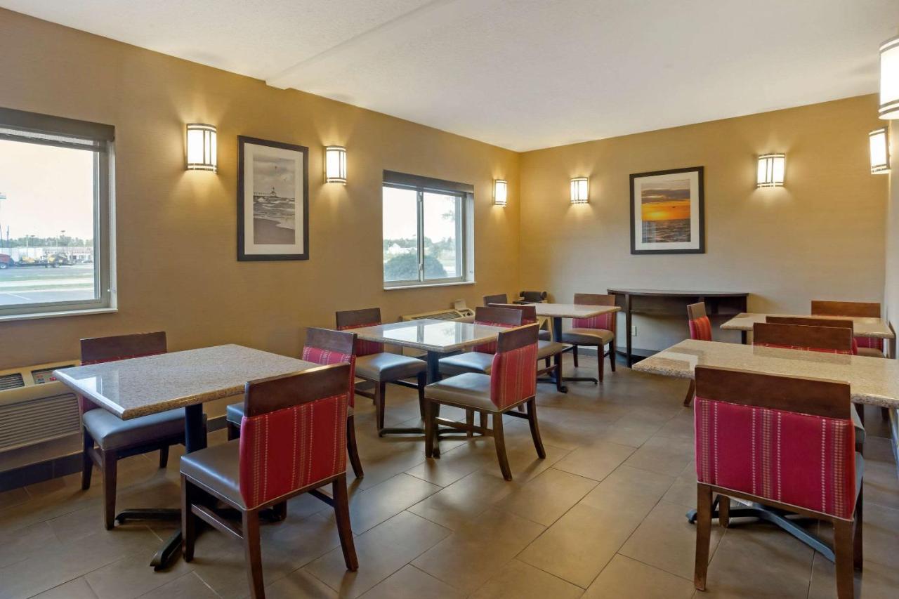 Comfort Inn Hobart-Merrillville I-65 Esterno foto